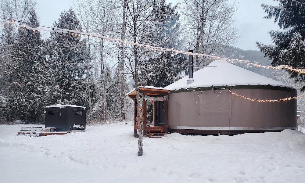 yurt in winter